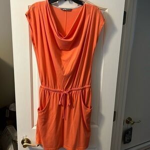 The North Face EUC scoop neck casual dress size M